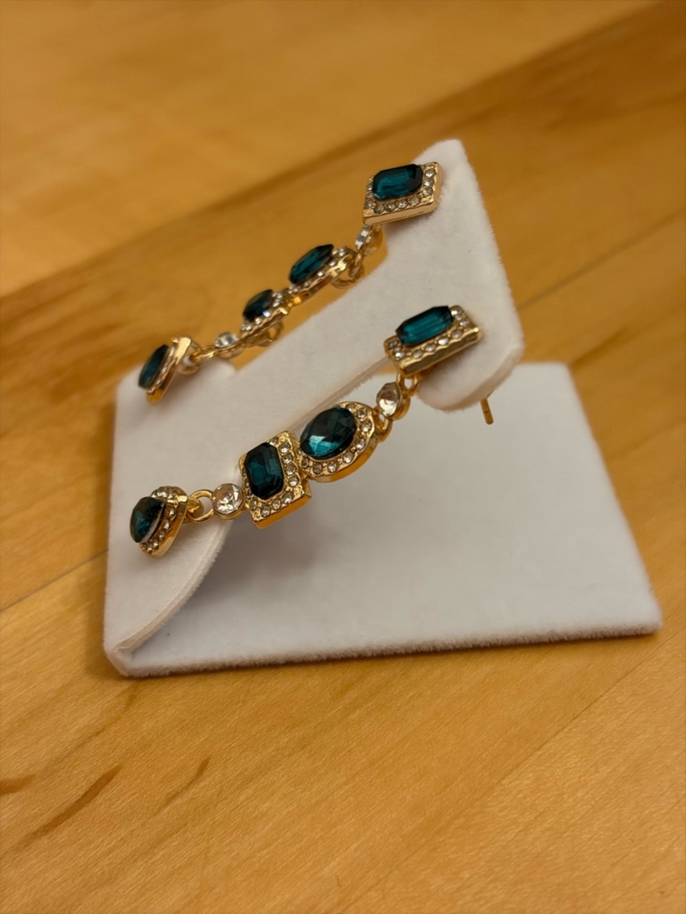 Emerald Green Statement Drop Earrings Gold Rhinestone Glam - Picture 3 of 12